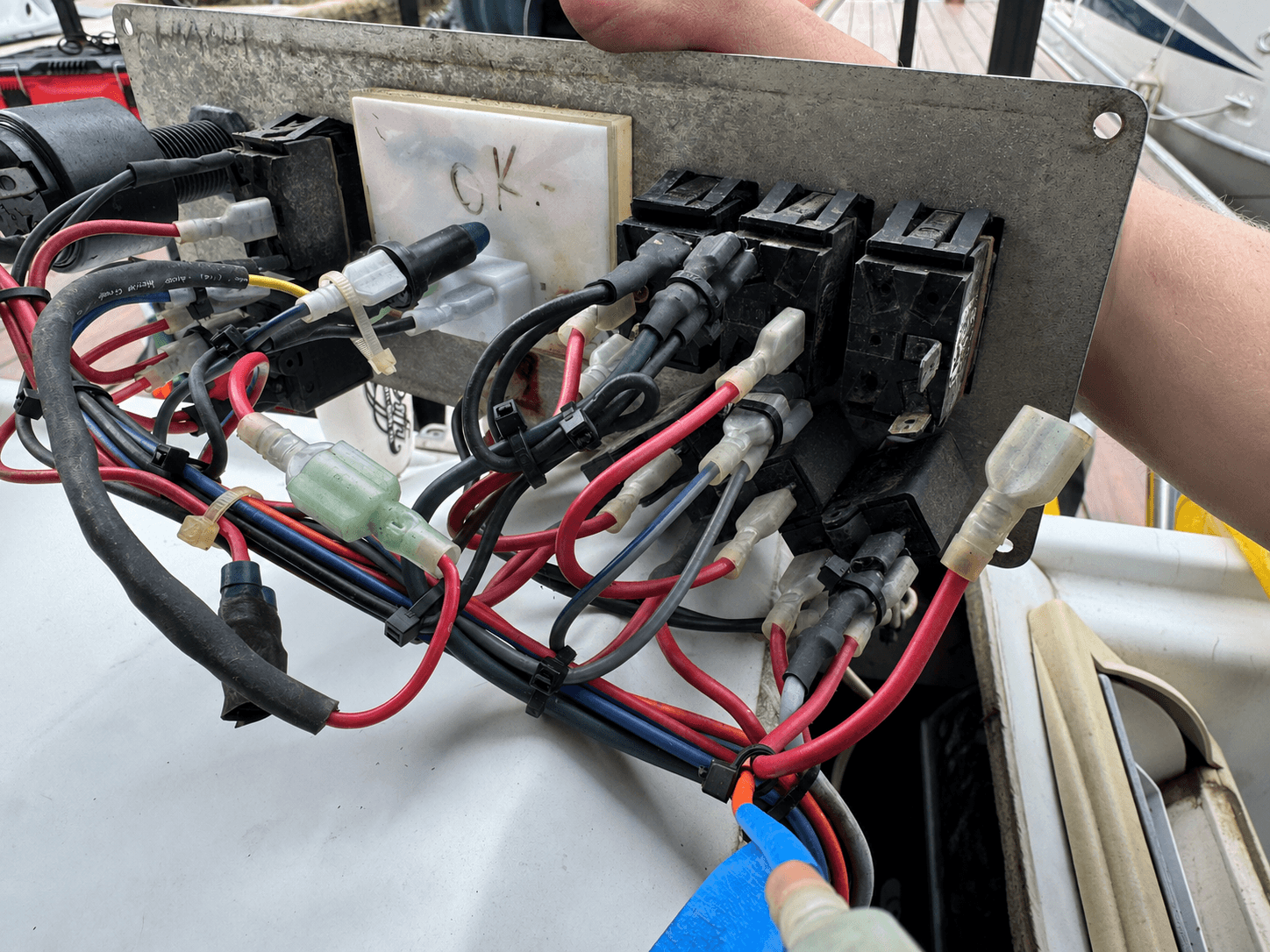 Duffy boat wiring repair in Huntington Harbour